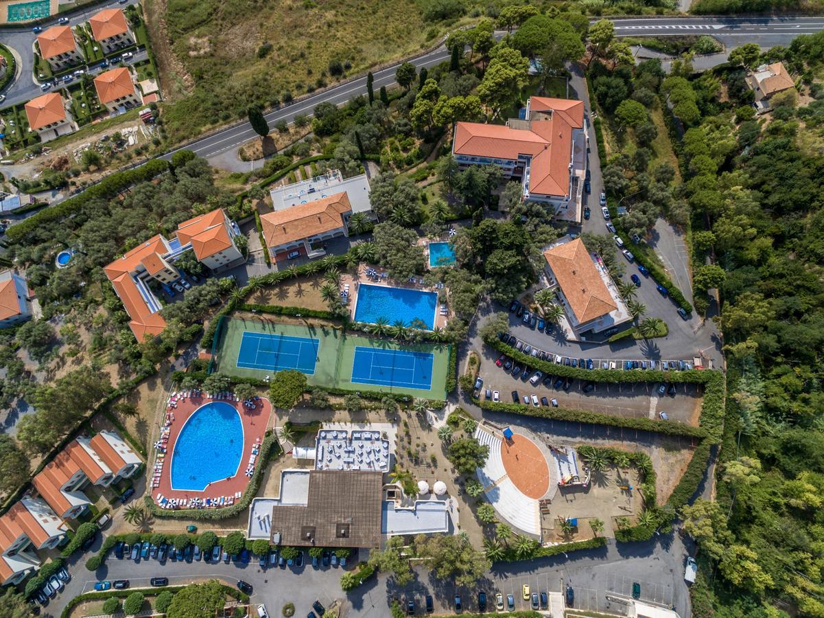 Hotel La Castellana Belvedere Marittimo Exteriör bild